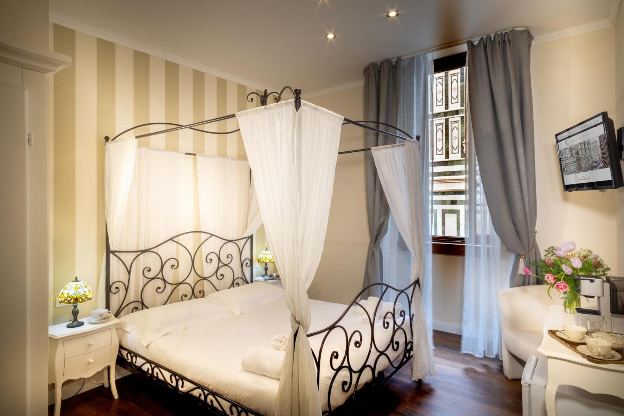 อิล แตร์ราซซิโน ซุลลา กัตเตดราเล Bed & Breakfast ฟลอเรนซ์ ภายนอก รูปภาพ