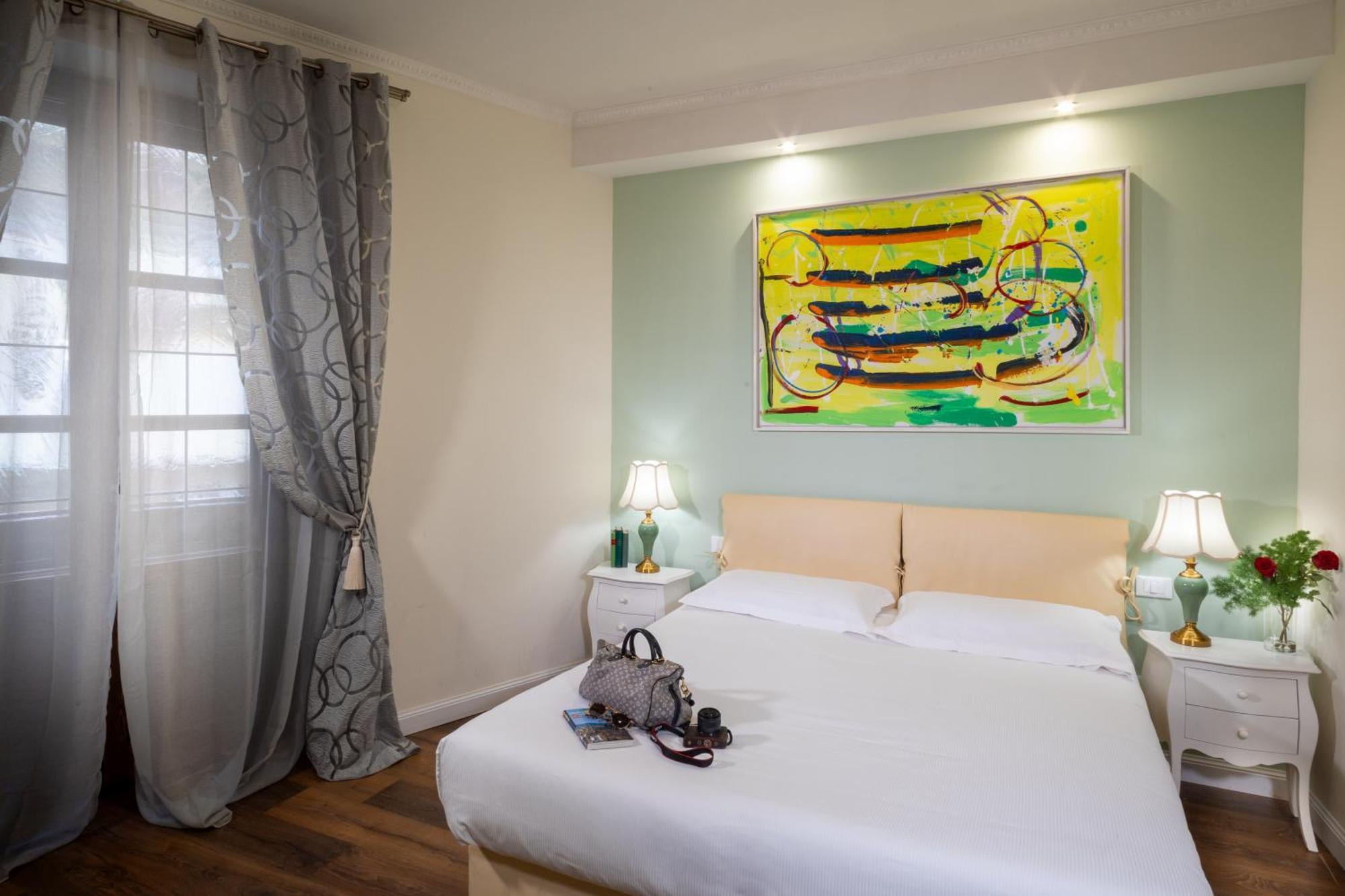 อิล แตร์ราซซิโน ซุลลา กัตเตดราเล Bed & Breakfast ฟลอเรนซ์ ภายนอก รูปภาพ