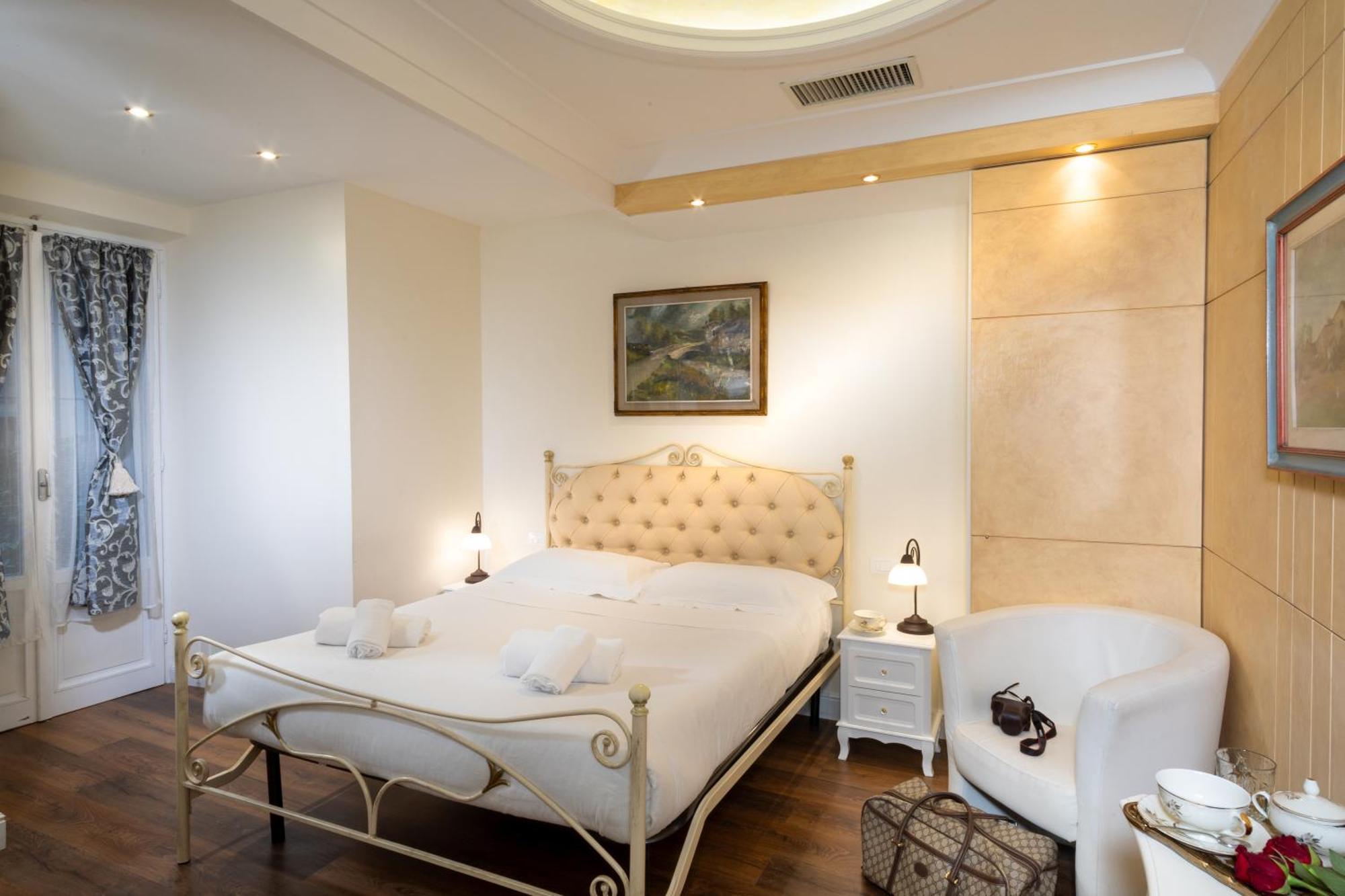 อิล แตร์ราซซิโน ซุลลา กัตเตดราเล Bed & Breakfast ฟลอเรนซ์ ภายนอก รูปภาพ