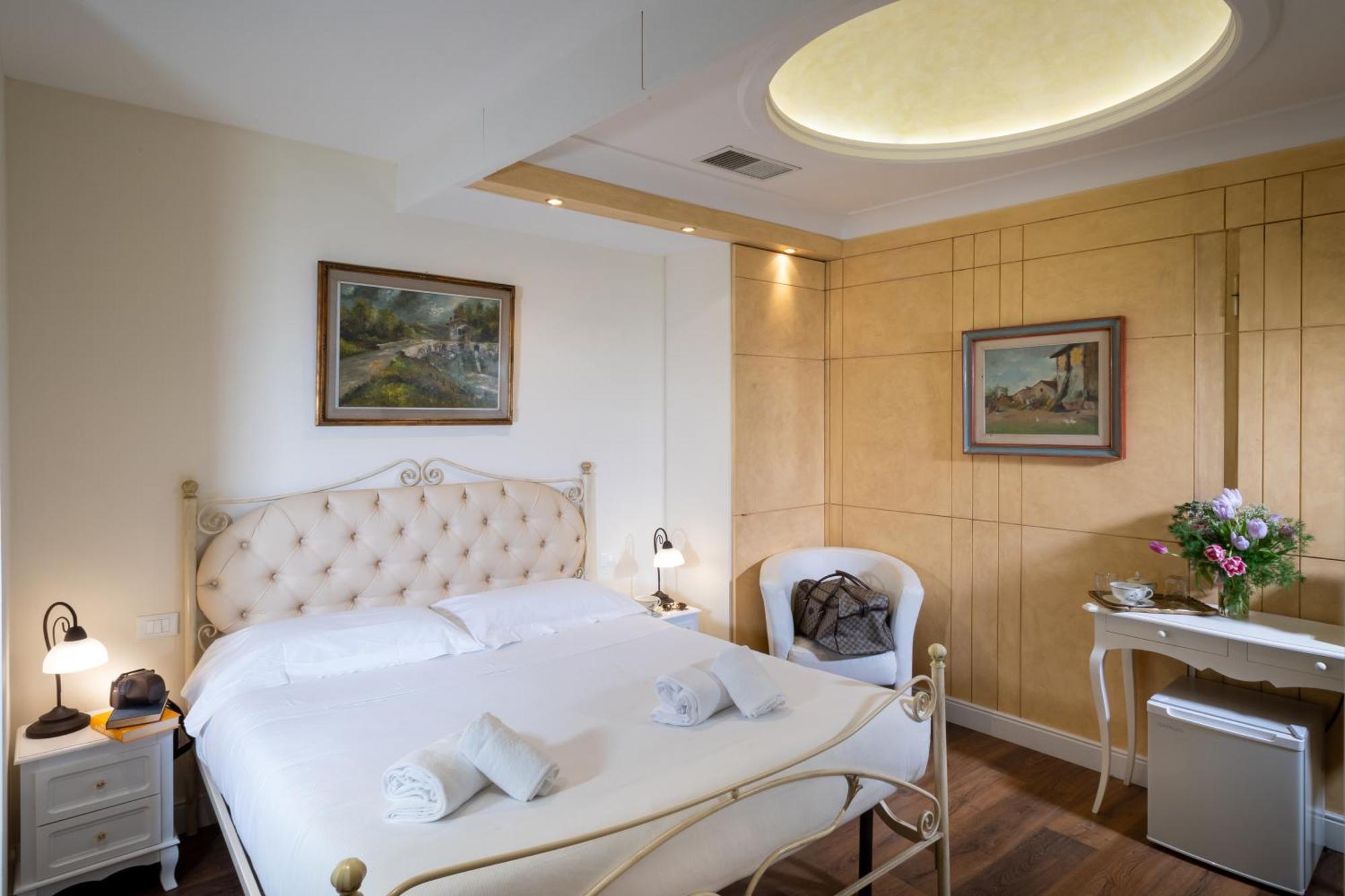 อิล แตร์ราซซิโน ซุลลา กัตเตดราเล Bed & Breakfast ฟลอเรนซ์ ภายนอก รูปภาพ