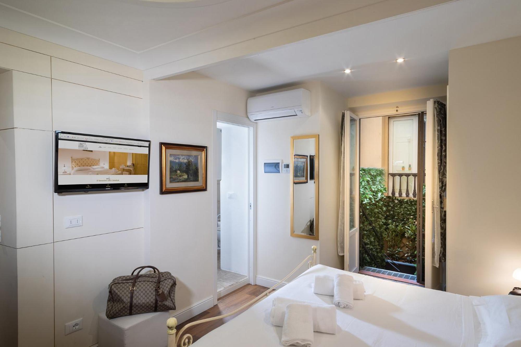อิล แตร์ราซซิโน ซุลลา กัตเตดราเล Bed & Breakfast ฟลอเรนซ์ ภายนอก รูปภาพ