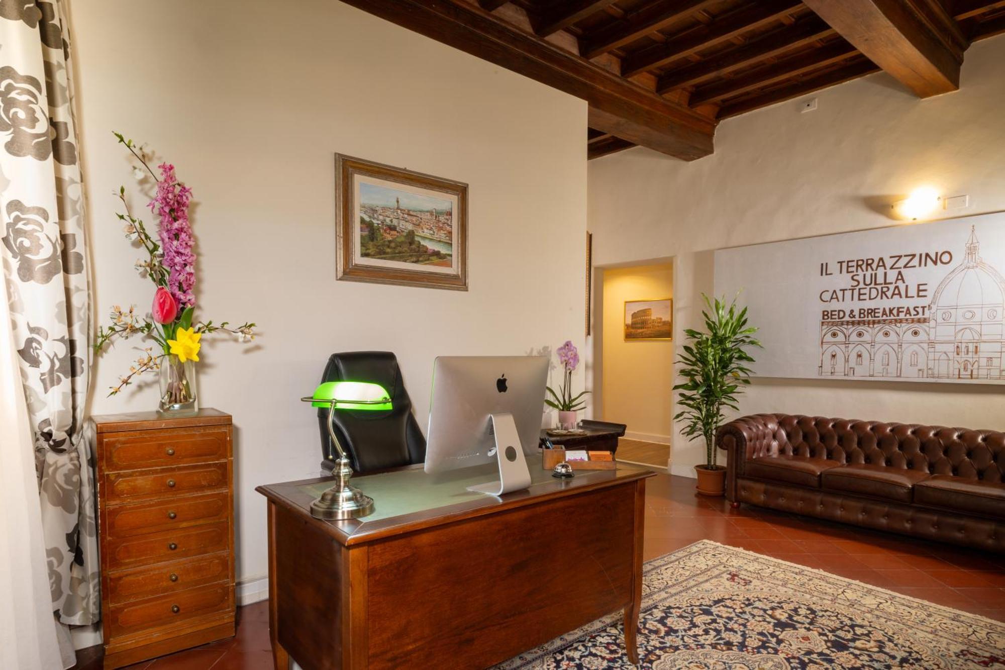 อิล แตร์ราซซิโน ซุลลา กัตเตดราเล Bed & Breakfast ฟลอเรนซ์ ภายนอก รูปภาพ